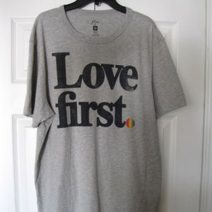 J. Crew Used "Human Rights" Grey T-Shirt L